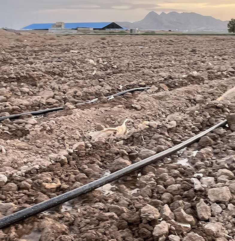 نوار تیپ روی زمین