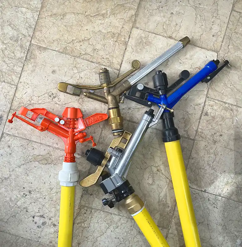 آبپاش فلزی و پلیمری