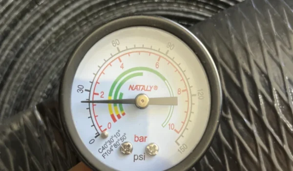 اندازه گیری فشار لوله نخ دار با فشار سنج روغنی